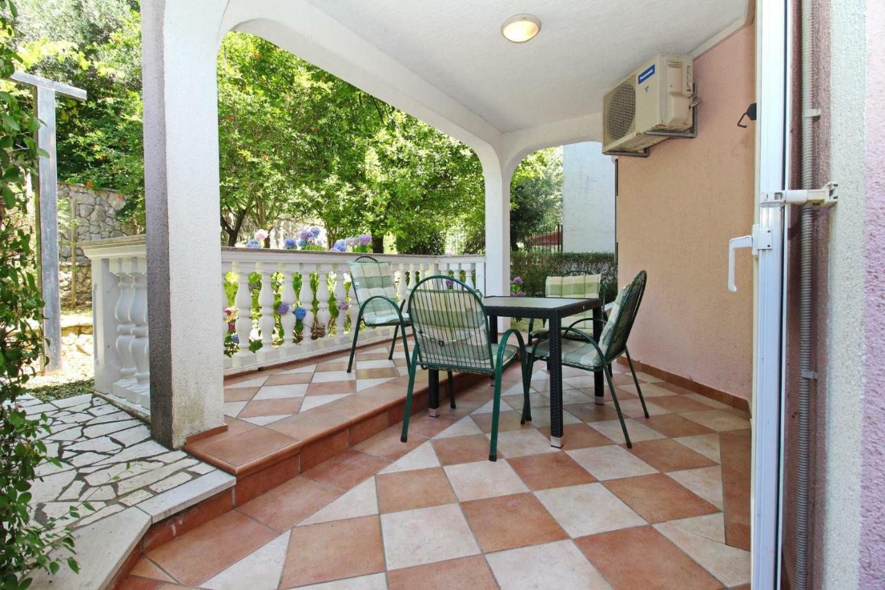 Apartments Alex Baška Extérieur photo